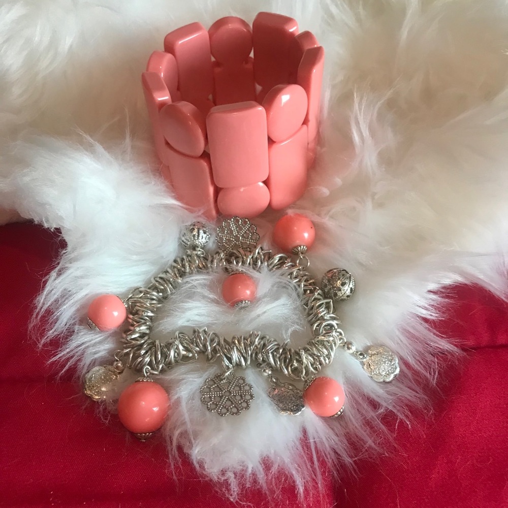 ⚫️”EUC”⚫️ TWO STRETCHABLE PEACHIE PINK BRACELETS